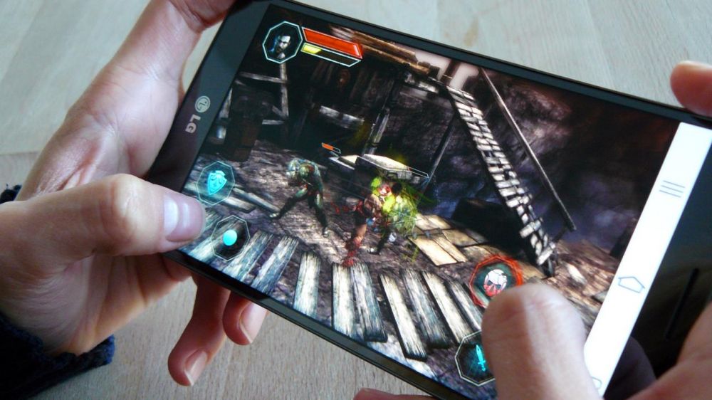 Godfire Rise of Prometheus de Vivid Games sur Android